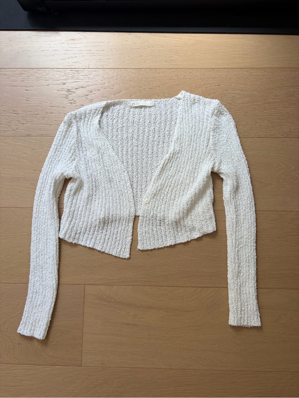 OAK + FORT Cream Cropped Textured Knit Cardigan